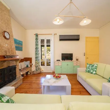 アパート House Of Hapiness In Assos